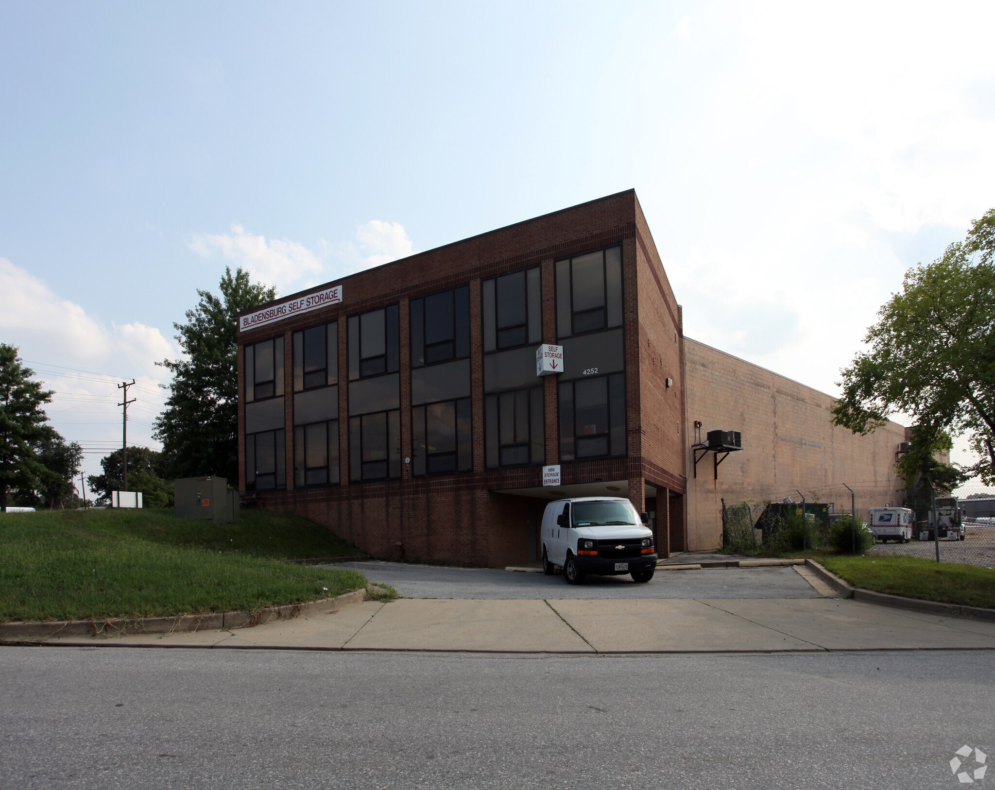 42464250 Kenilworth Ave, Bladensburg, MD 20710 Bladensburg Self