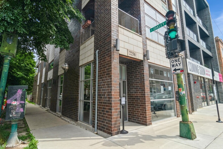 2256 W North Ave, Chicago, IL for lease - Building Photo - Image 2 of 10