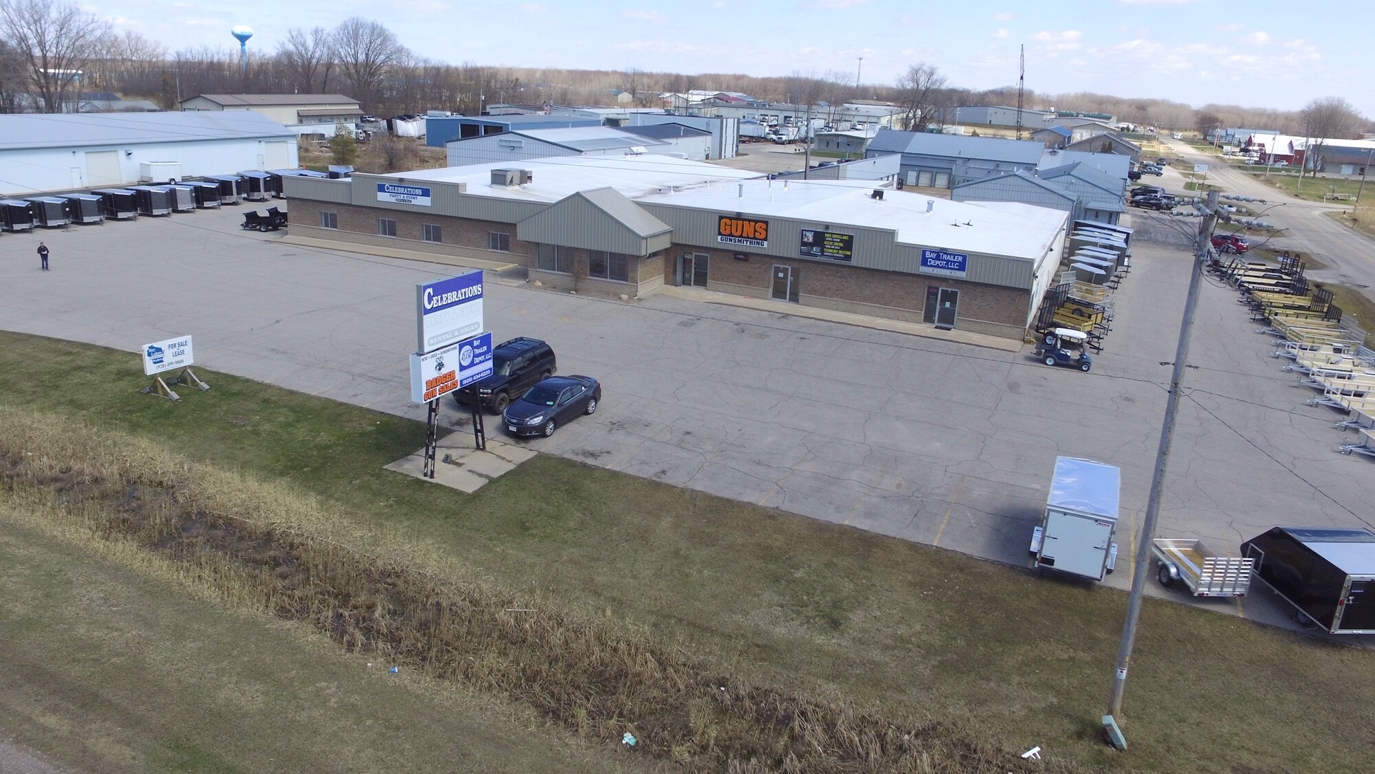 3816 Velp Ave, Howard, WI for sale Building Photo- Image 1 of 1