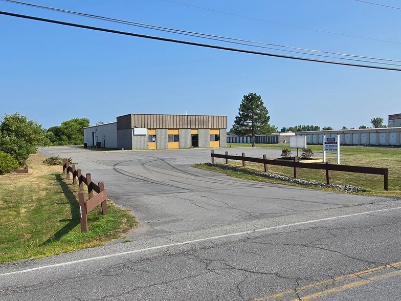 22672 Murrock Cir, Watertown, NY for sale - Building Photo - Image 2 of 14