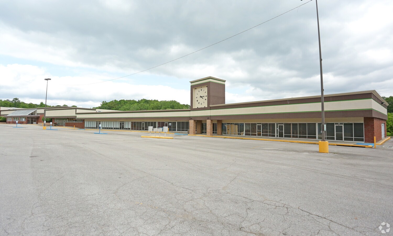 953973 Forestdale Blvd, Birmingham, AL 35214