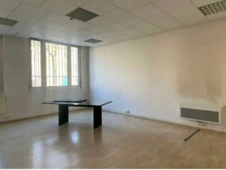 Office in Le Havre for lease - Interior Photo - Image 2 of 4