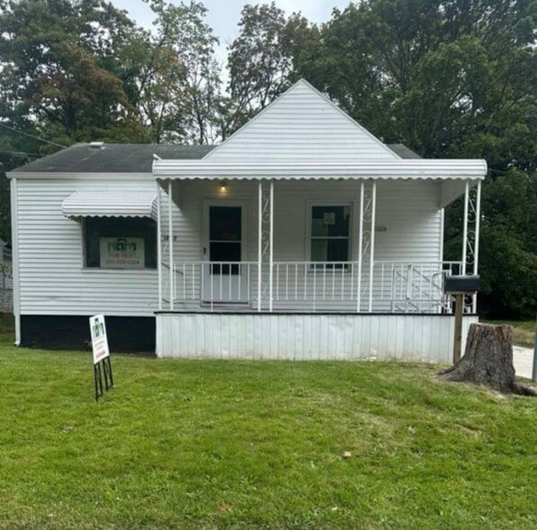 12 Unit Portfolio portfolio of 12 properties for sale on LoopNet.com - Building Photo - Image 3 of 10