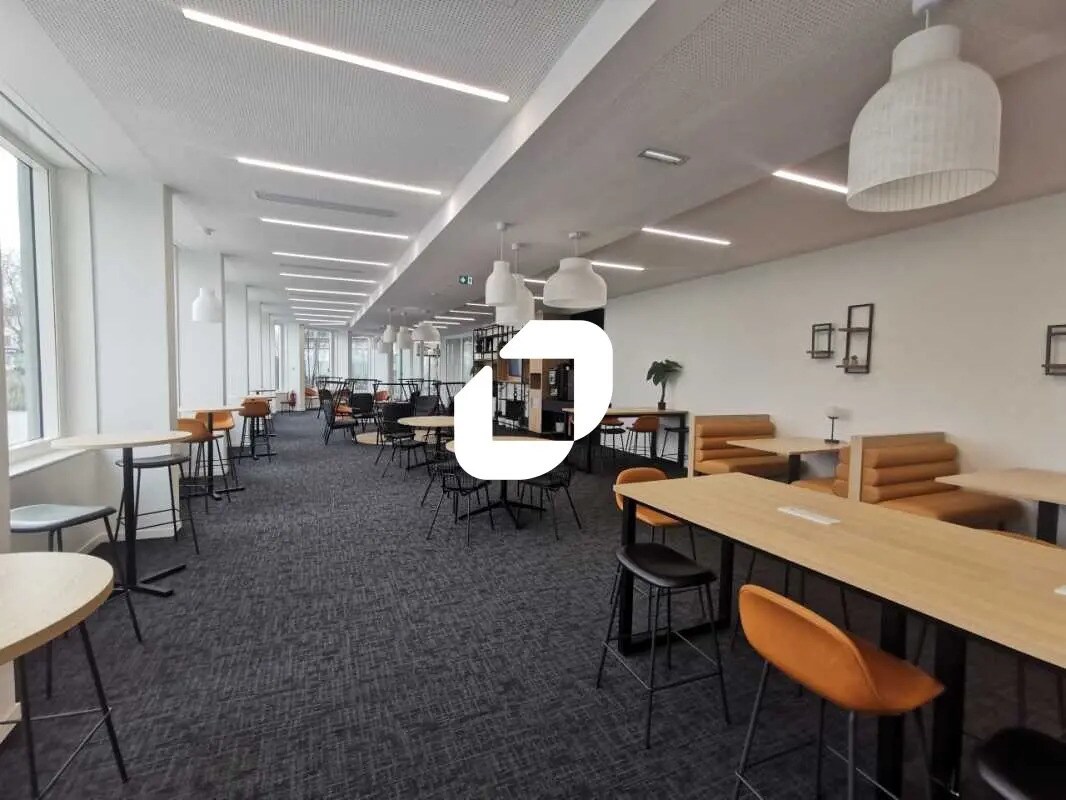 113 Rue Jean Marin Naudin, Bagneux for lease Interior Photo- Image 1 of 15