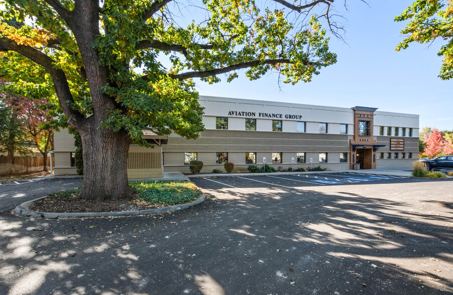 4355 W Emerald St, Boise, ID for lease - Building Photo - Image 1 of 13