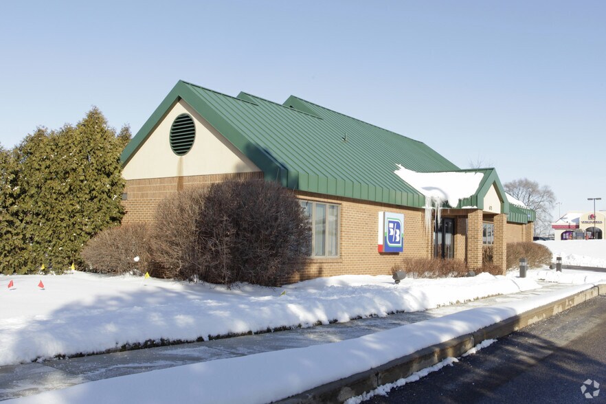 675 68th St, Byron Center, MI for sale - Primary Photo - Image 1 of 1