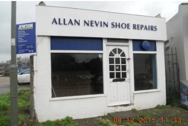 12 Gresham Rd, Staines for sale Primary Photo- Image 1 of 1