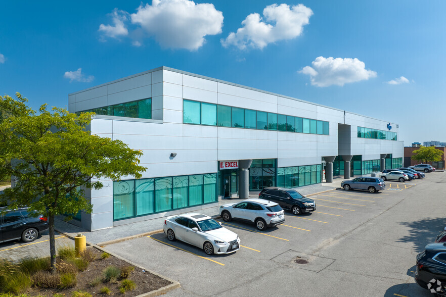 9225 Leslie St, Richmond Hill, ON for sale - Building Photo - Image 2 of 5