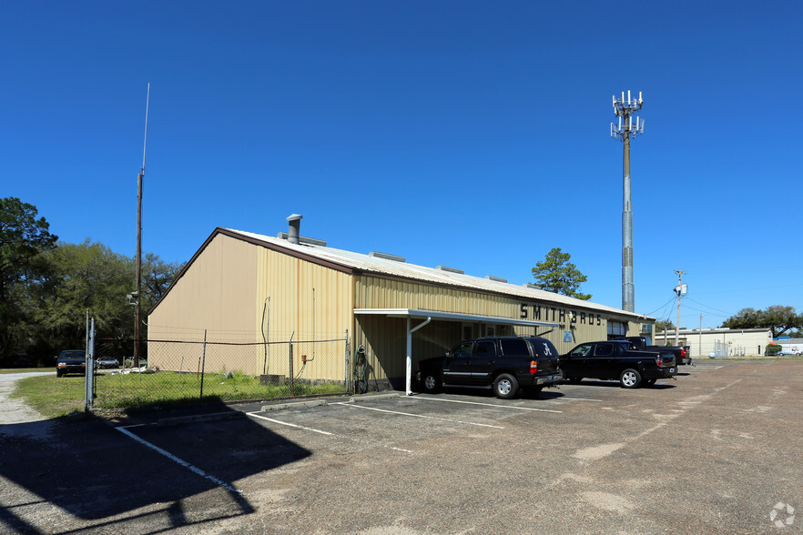 4001 W St, Pensacola, FL for lease - Primary Photo - Image 1 of 22