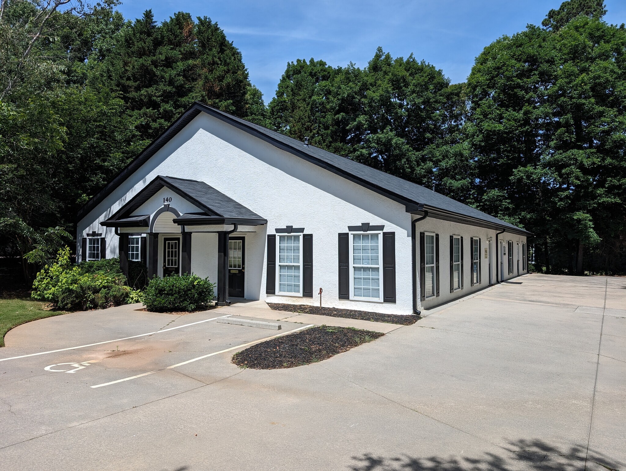 140 Howell Rd, Tyrone, GA for sale Building Photo- Image 1 of 1