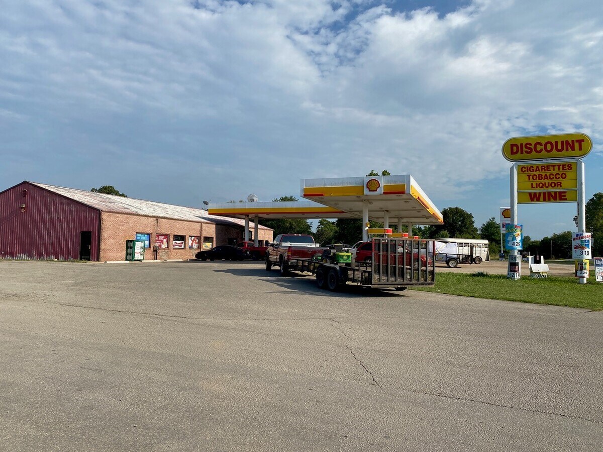 Hwy 63, Koshkonong, MO 65692