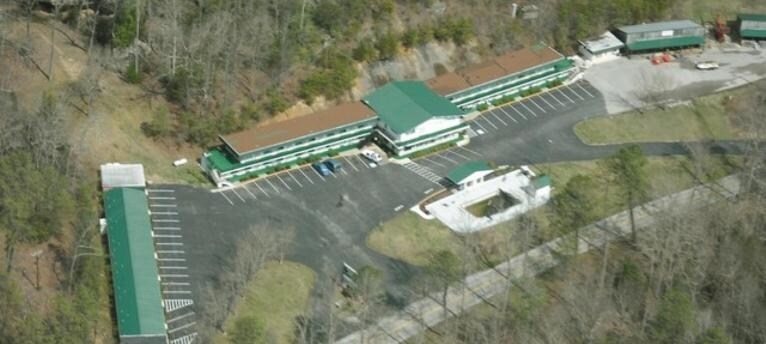 11251 Highway 90, Parkers Lake, KY for sale - Primary Photo - Image 1 of 1