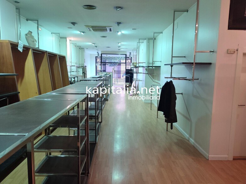 Retail in Ontinyent, Valencia for sale - Building Photo - Image 2 of 3