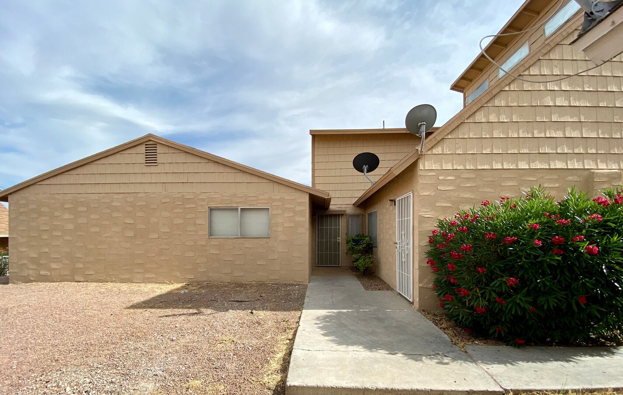 5135 Golden Ln, Las Vegas, NV for sale Primary Photo- Image 1 of 1