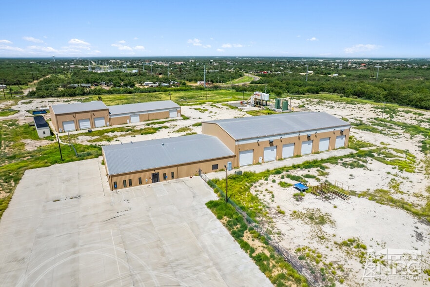 2459 FM 190, Asherton, TX for lease - Building Photo - Image 2 of 11