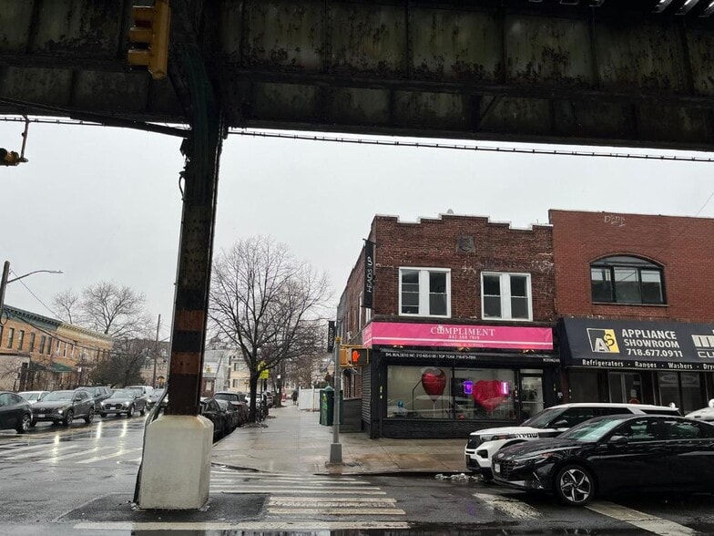 1212 Mcdonald Ave, Brooklyn, NY for lease - Building Photo - Image 2 of 9