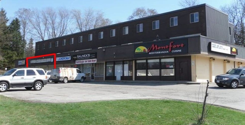 232-246 Governors Rd, Hamilton, ON for sale - Primary Photo - Image 1 of 1