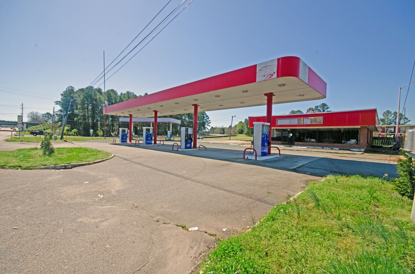 1141 N Horner Blvd, Sanford, NC 27330