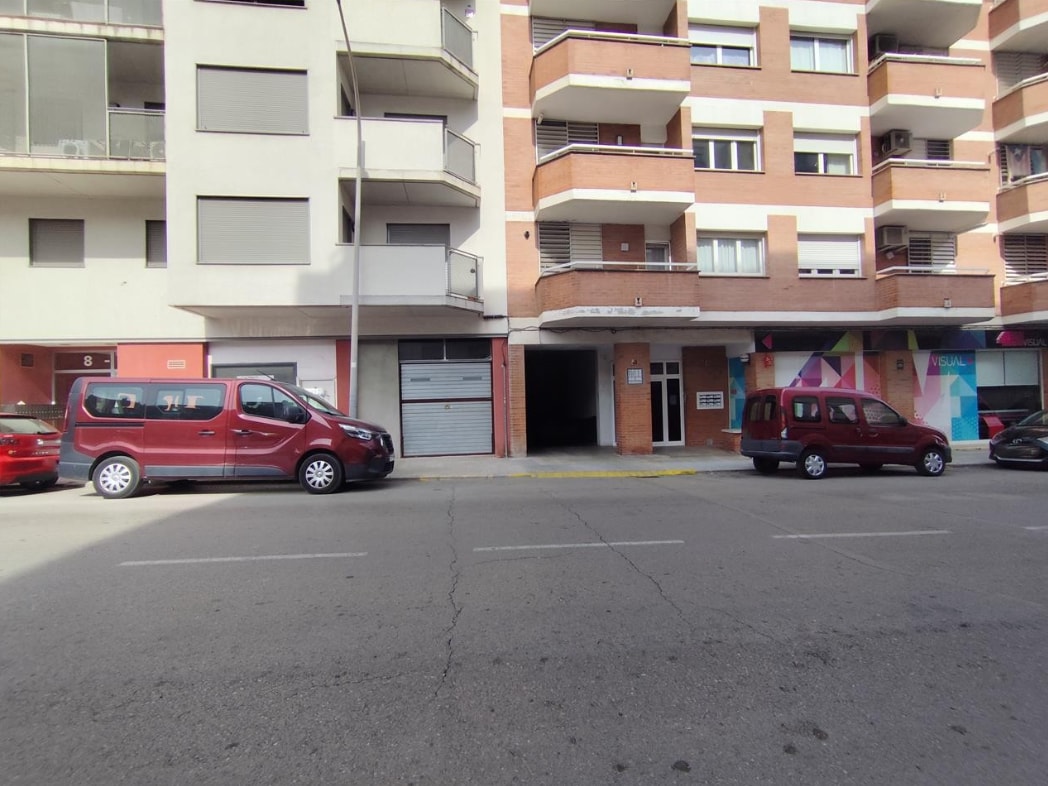 Igualada, BAR 08700 - Unit Puerta 01 -  - Interior Photo - Image 1 of 4