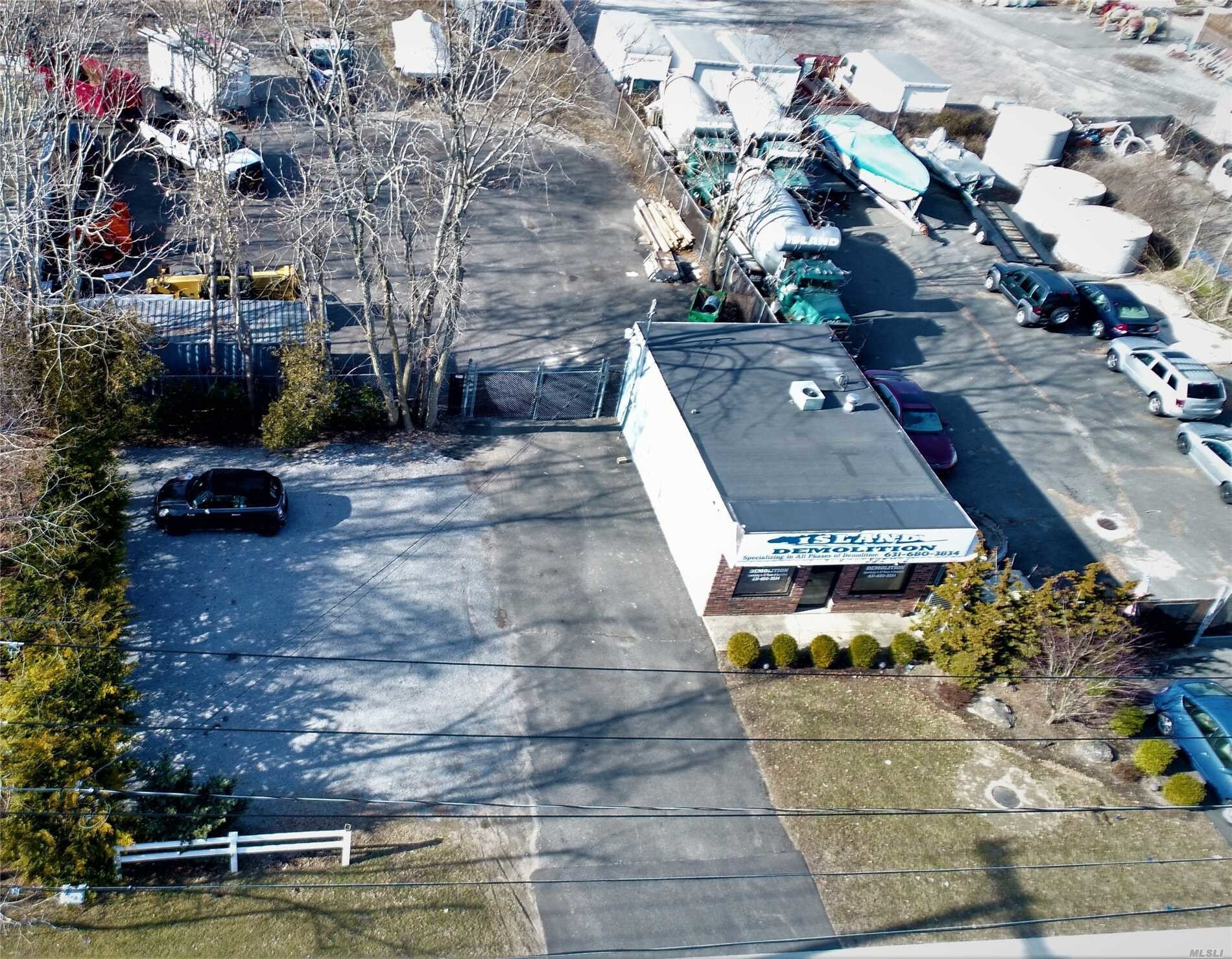 96 Railroad Ave, Center Moriches, NY for sale Other- Image 1 of 1