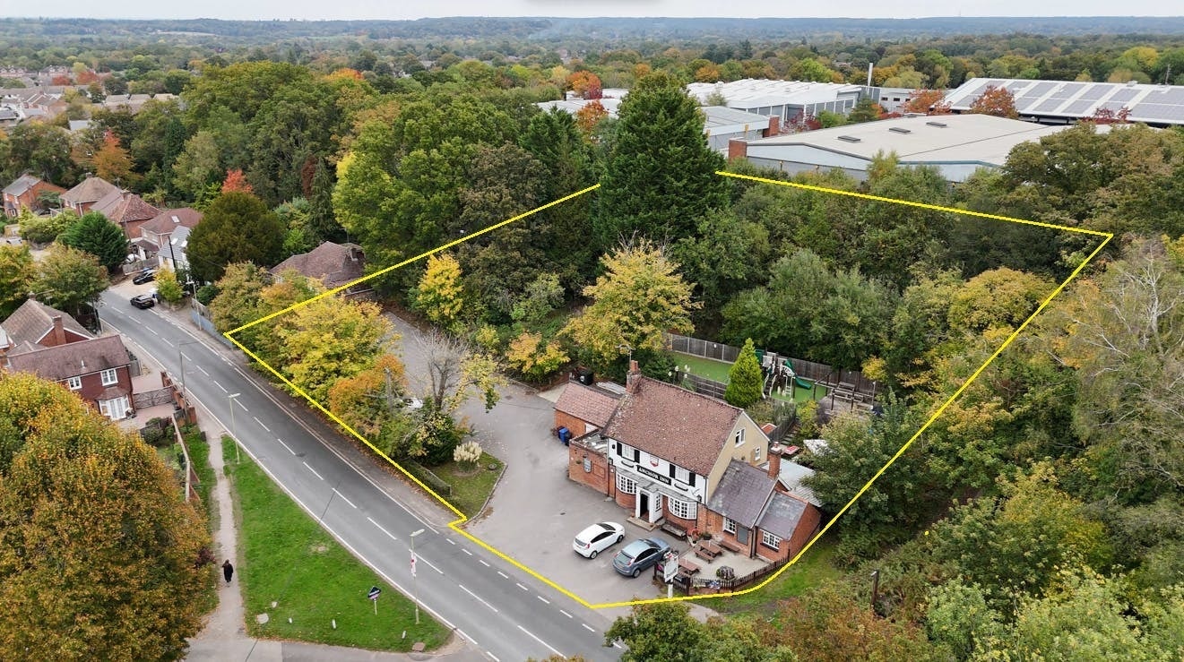 Vigo Ln, Yateley for sale Building Photo- Image 1 of 6