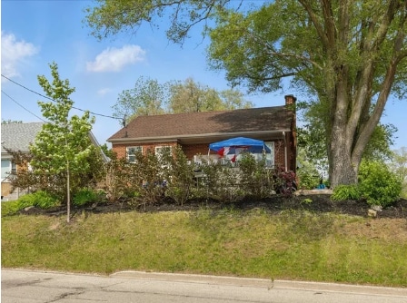 839 Stirling Av S, Kitchener, ON for sale - Building Photo - Image 2 of 8