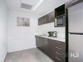34-36 Glenferrie Dr, Gold Coast for lease Interior Photo- Image 2 of 4