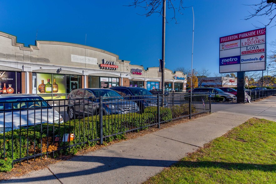 5634-5650 W Fullerton Ave, Chicago, IL for lease - Building Photo - Image 1 of 18