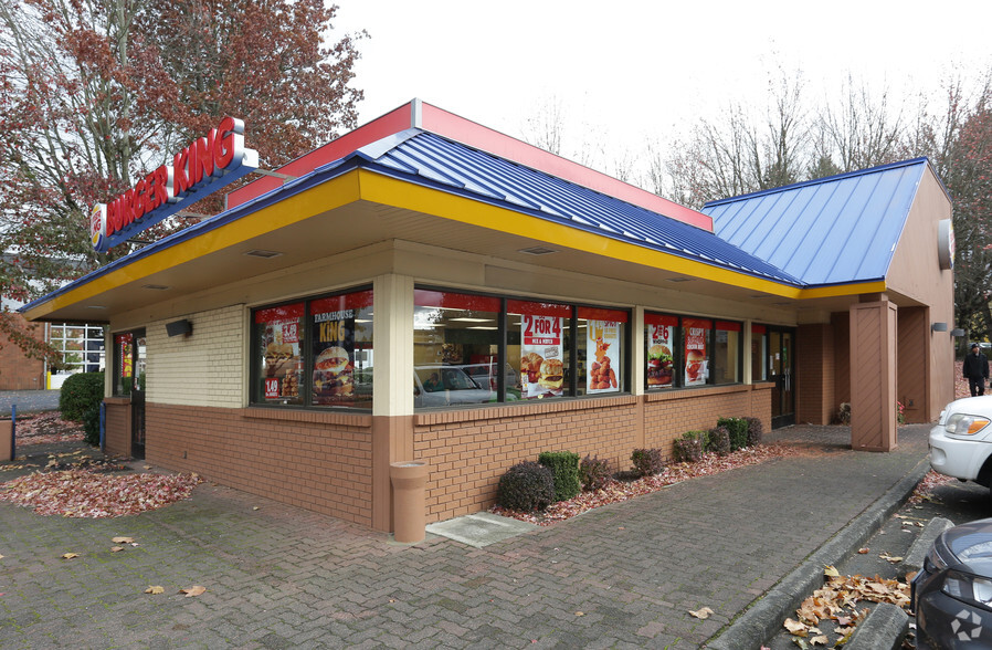 11590 SE 82nd Ave, Happy Valley, OR for lease - Primary Photo - Image 1 of 2