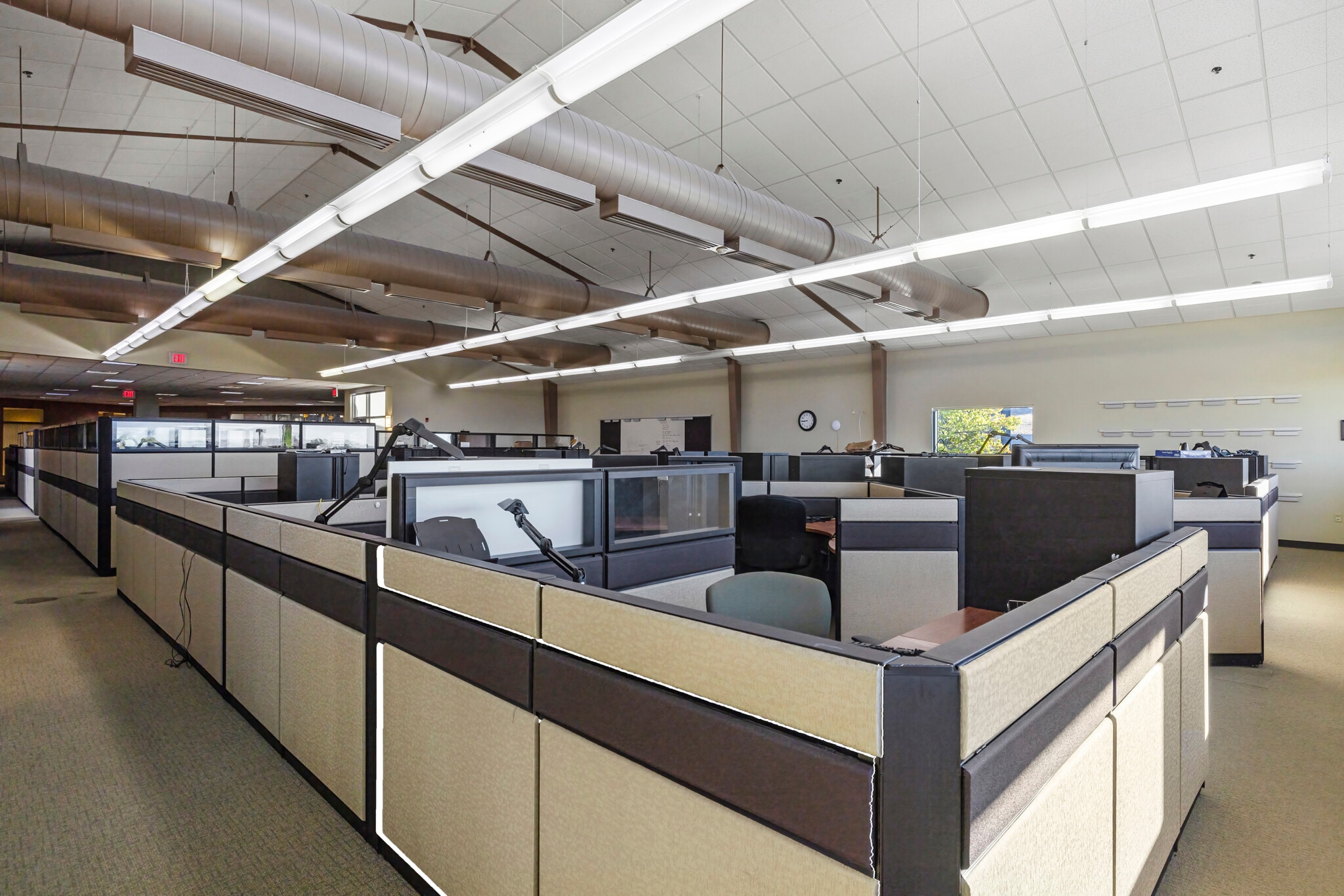 2701 Foothills Blvd, Klamath Falls, OR for lease Interior Photo- Image 1 of 20