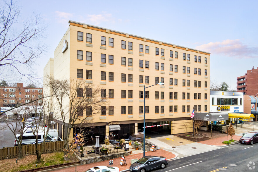 4400 Connecticut Ave NW, Washington, DC for sale - Primary Photo - Image 1 of 1