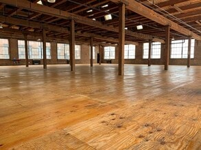 4348 W Lake St, Chicago, IL for lease Interior Photo- Image 1 of 7