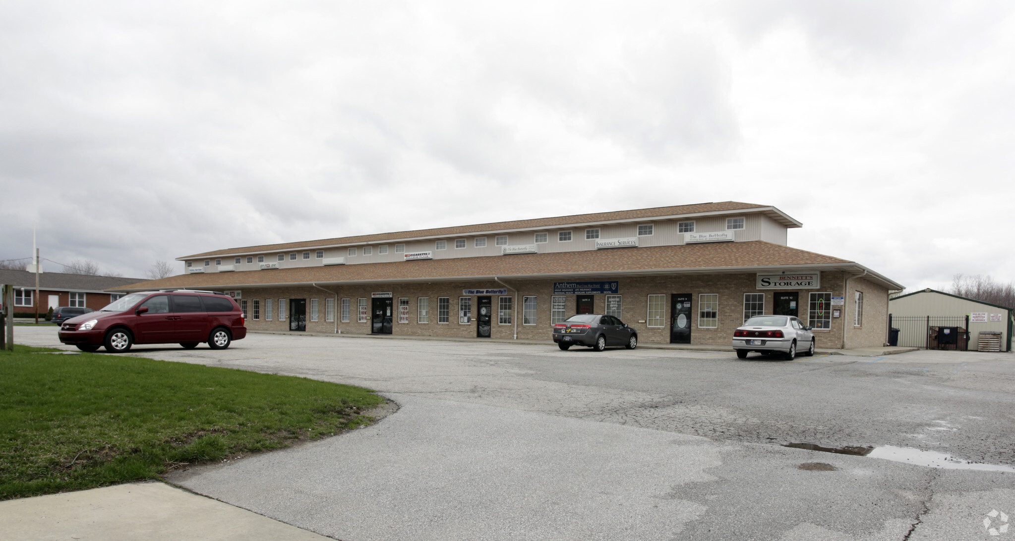 786 Mccool Rd, Valparaiso, IN for sale Primary Photo- Image 1 of 1