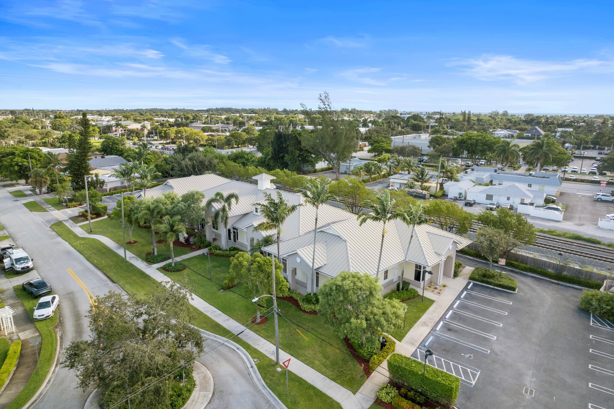 525 NE 3rd Ave, Delray Beach, FL for lease Building Photo- Image 1 of 7