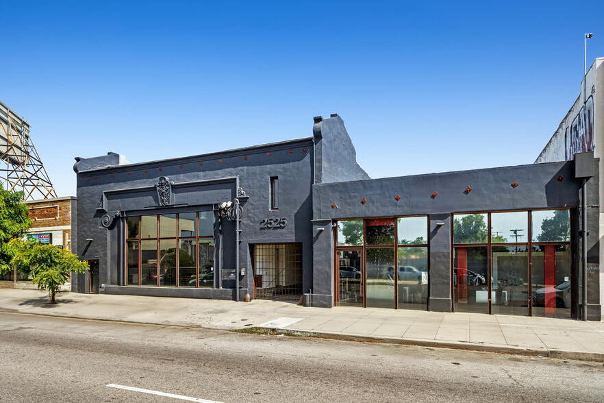 2523-2525 W Washington Blvd, Los Angeles, CA for sale - Building Photo - Image 1 of 14