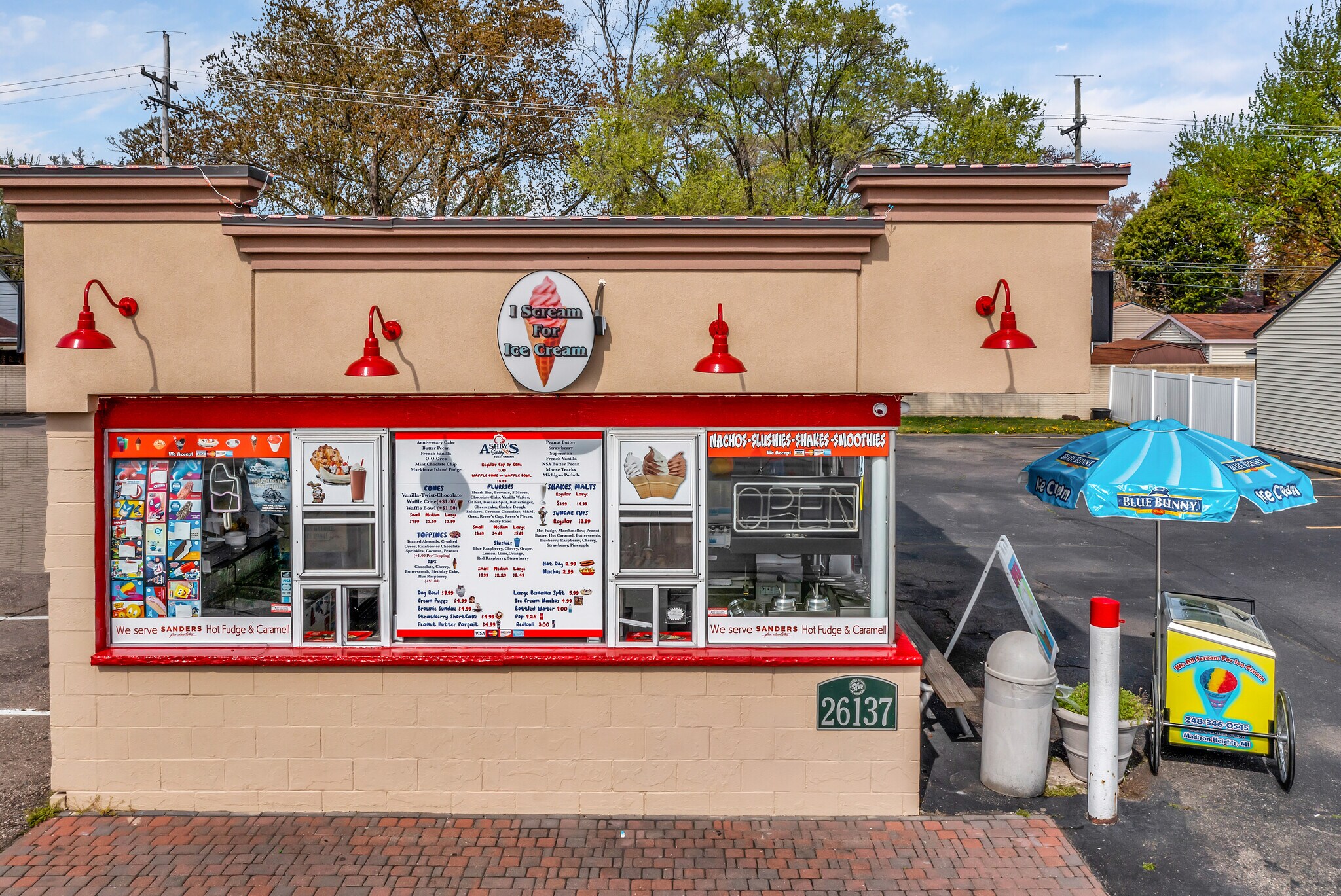 26137 John R Rd, Madison Heights, MI for sale Primary Photo- Image 1 of 1