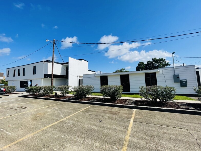 3505 Behrman Pl, New Orleans, LA for lease - Building Photo - Image 1 of 25