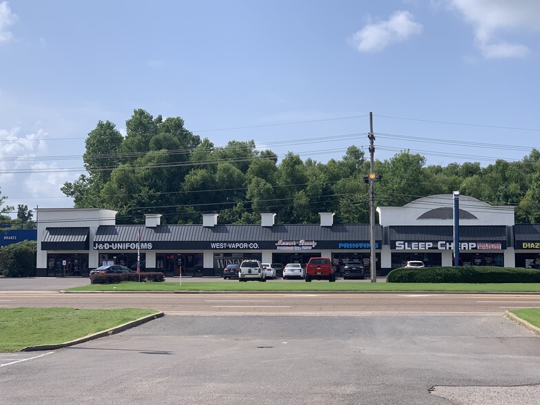 1055-1081 E Goodman Rd, Horn Lake, MS for lease - Building Photo - Image 2 of 2