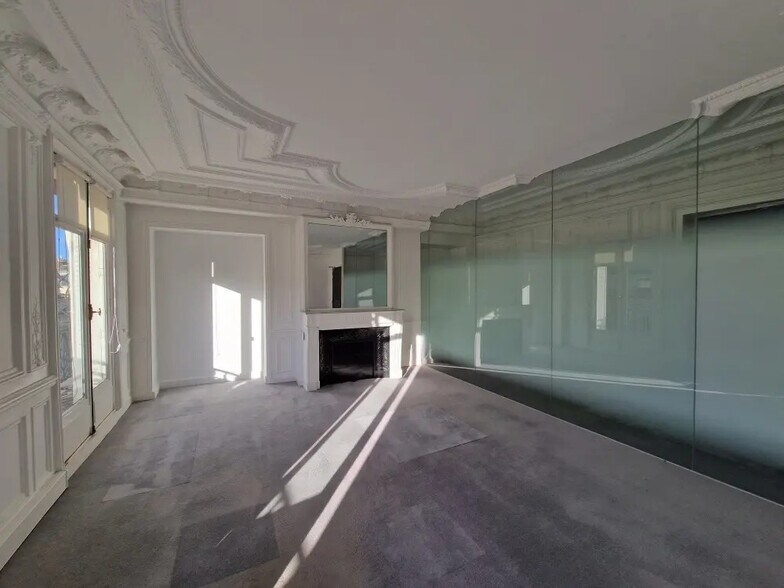 32 Avenue De L'Opera, Paris for lease - Interior Photo - Image 3 of 8