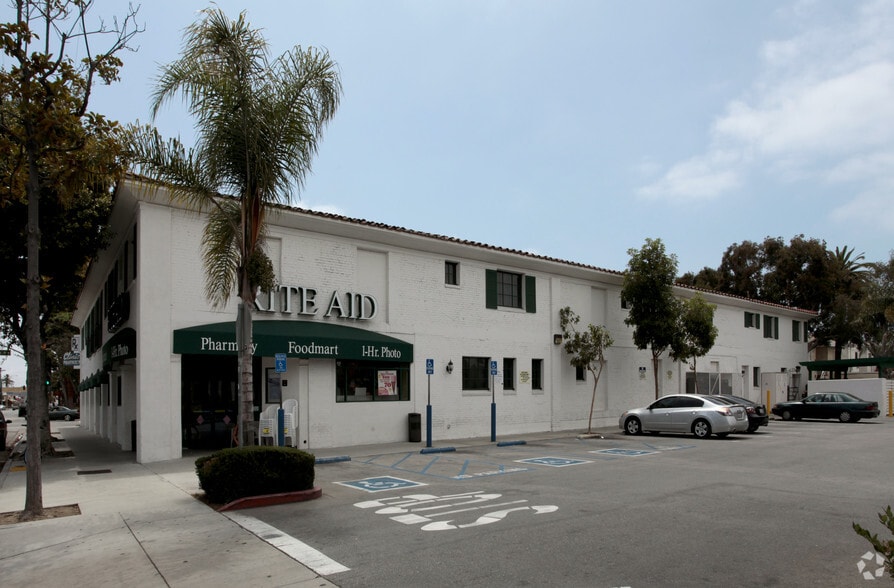 211 Cherry Ave, Long Beach, CA for lease - Primary Photo - Image 1 of 4
