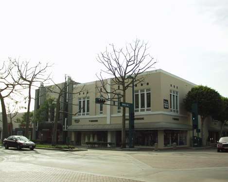 223 N Harbor Blvd, Fullerton, CA for lease - Building Photo - Image 2 of 14