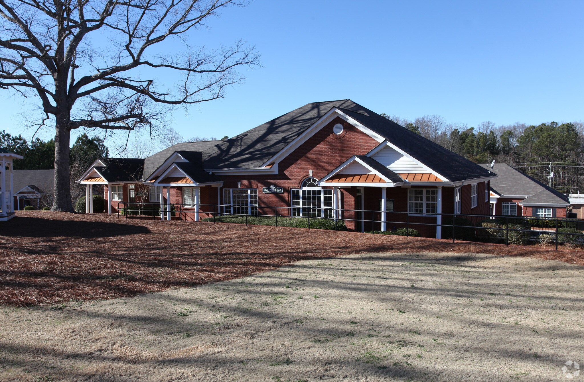 327 Dahlonega St, Cumming, GA for sale Primary Photo- Image 1 of 1