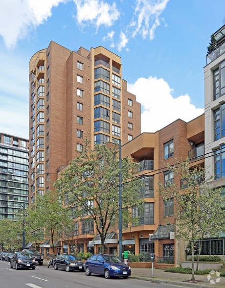 1128 Richards St, Vancouver, BC for sale - Building Photo - Image 1 of 1