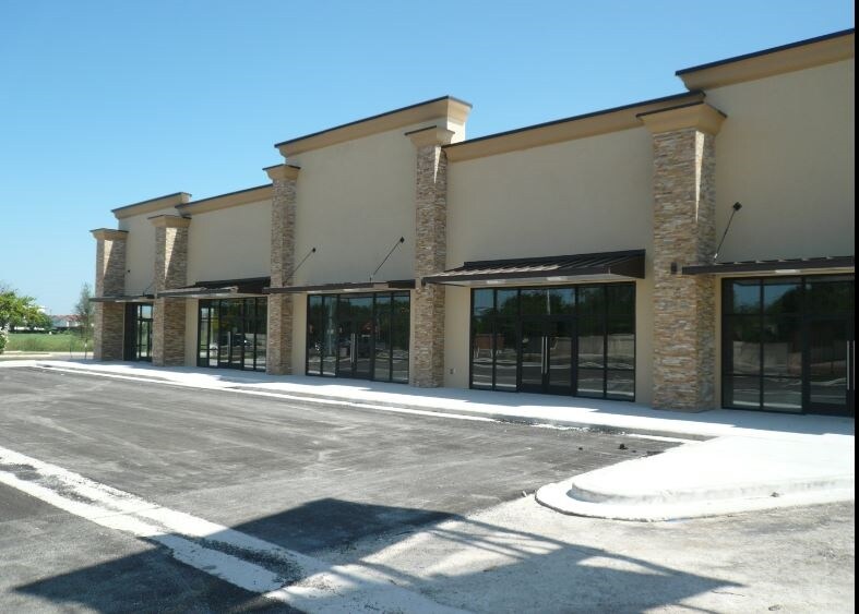 2019 Del Mar Blvd, Laredo, TX for sale Building Photo- Image 1 of 1
