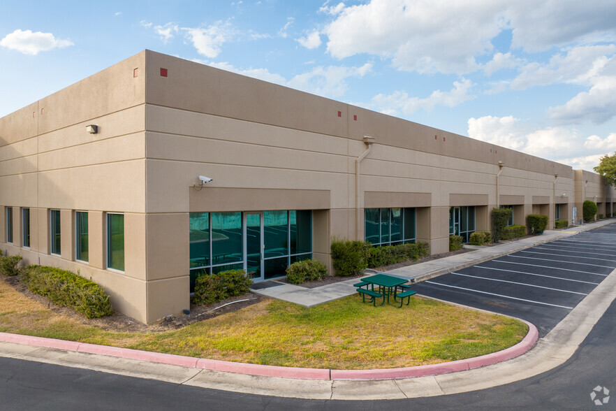 12668 Silicon Dr, San Antonio, TX for lease - Building Photo - Image 1 of 20