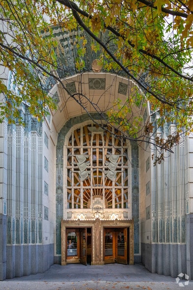 355 Burrard St, Vancouver, BC for lease - Building Photo - Image 2 of 12