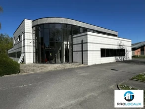 Office in Senlis for lease Building Photo- Image 2 of 5