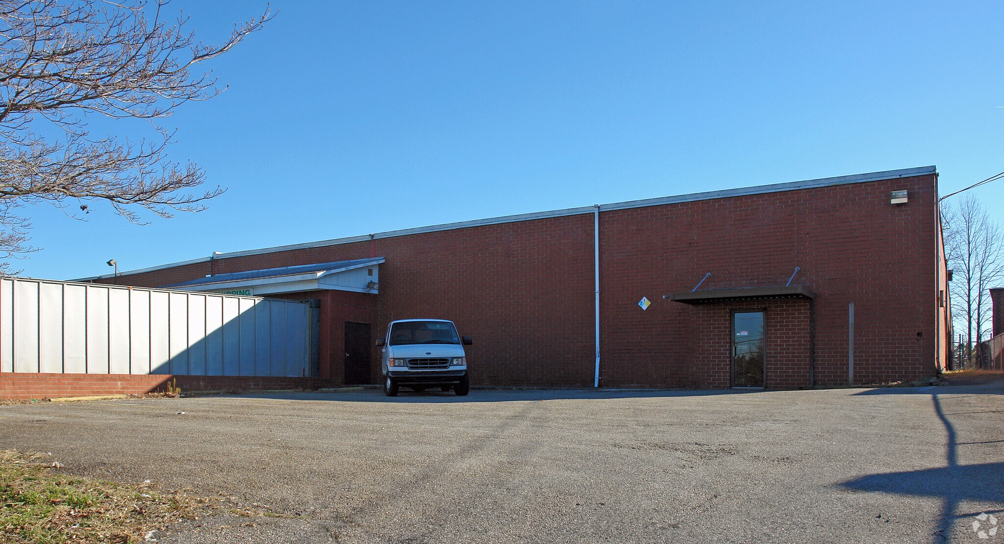 2146 Highland Ave NE, Hickory, NC 28601 Piselli Warehouse