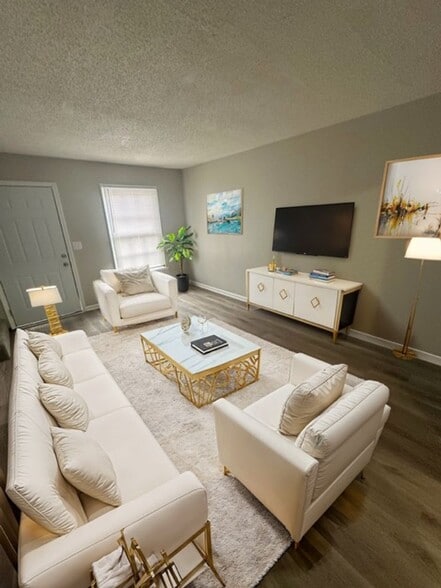 229 W Glendale Ave, Mount Holly, NC for sale - Building Photo - Image 3 of 5