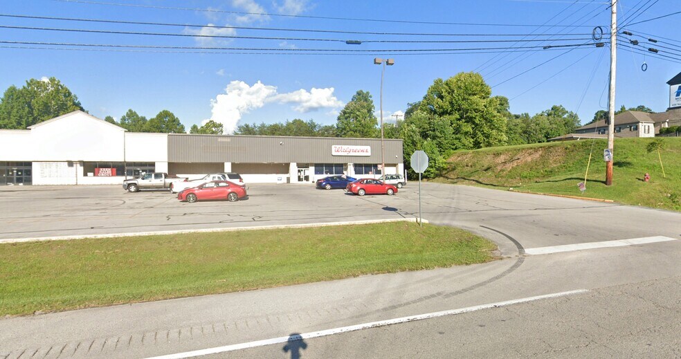 500560 N Highway 27, Whitley City, KY 42653